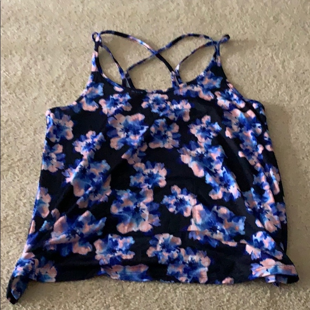 Athletic tank top